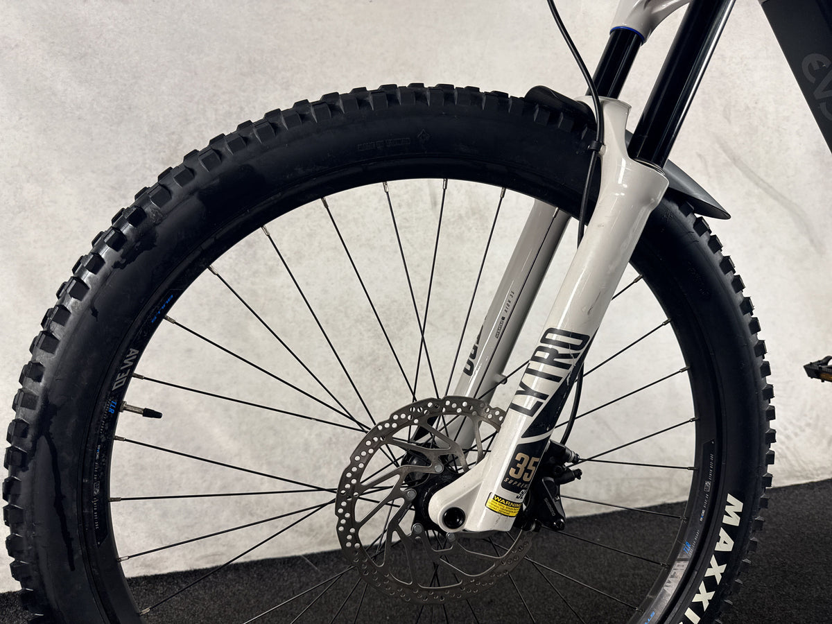 Bulls Copperhead EVO AM 3 29/27,5 gebraucht – Vorderrad und Gabel