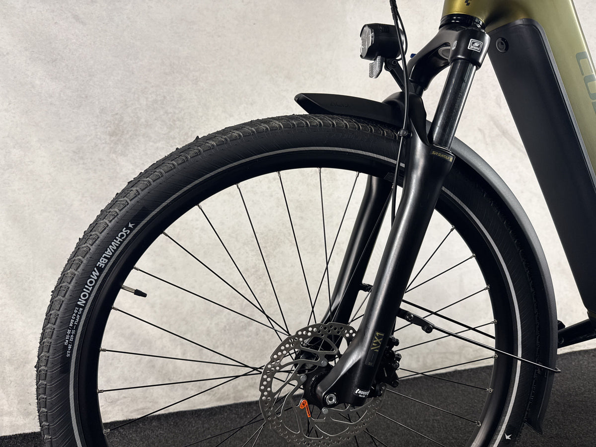 CUBE Touring Hybrid Pro 800 gebraucht – Vorderrad und Gabel