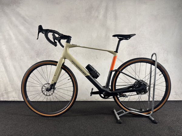 Mondraker Dusty R Grey Carbon Orange