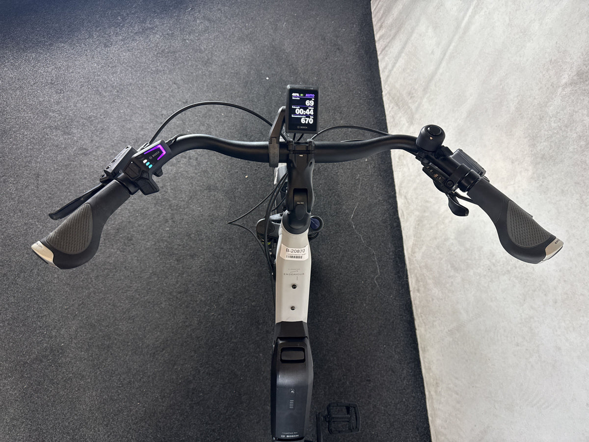 Kalkhoff Endeavour 1 gebraucht – Cockpit aus Fahrersicht