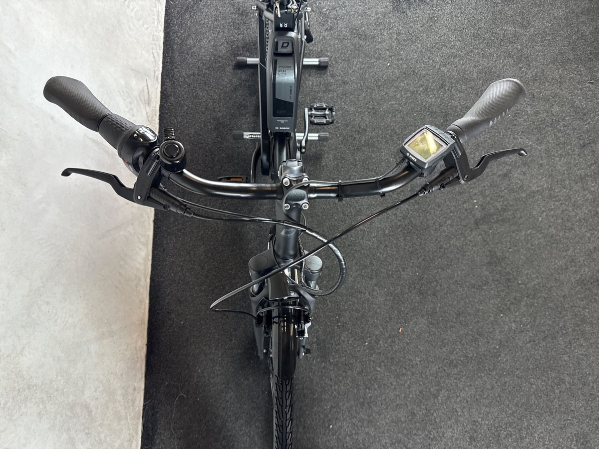 Dynamics Syncron Plus 508 gebraucht – Cockpit von vorne