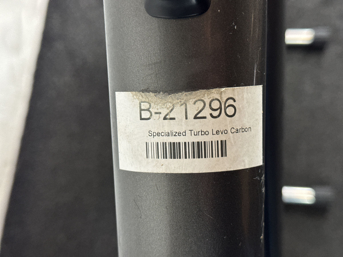 Specialized Turbo Levo Carbon gebraucht – Rahmennummer-Etikett