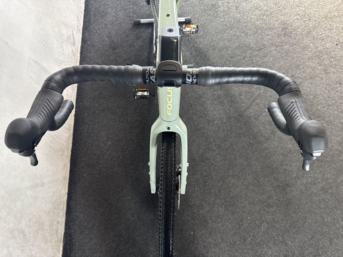 Focus Atlas 8.8 gebraucht – Cockpit von vorne