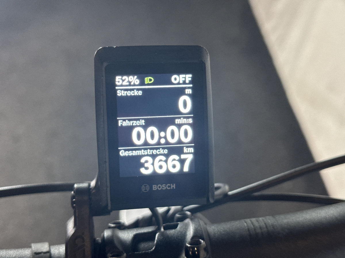 CUBE Touring Hybrid Pro 625 gebraucht – Display