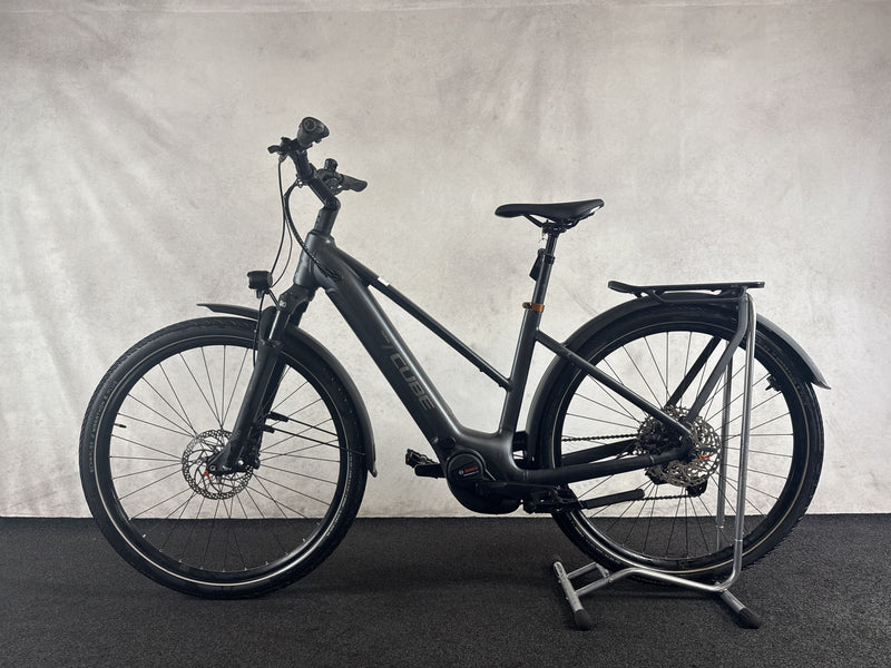 CUBE Touring Hybrid Pro 625