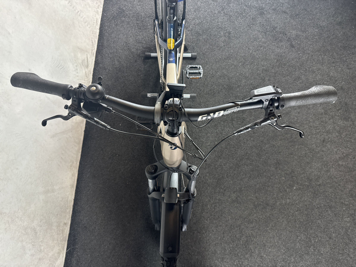 Ghost E-Teru Universal EQ gebraucht – Cockpit von vorne