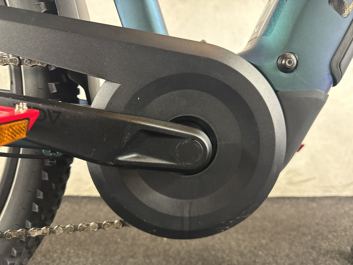 CUBE Nuride Hybrid EXC 800 Allroad gebraucht – Motor von rechts