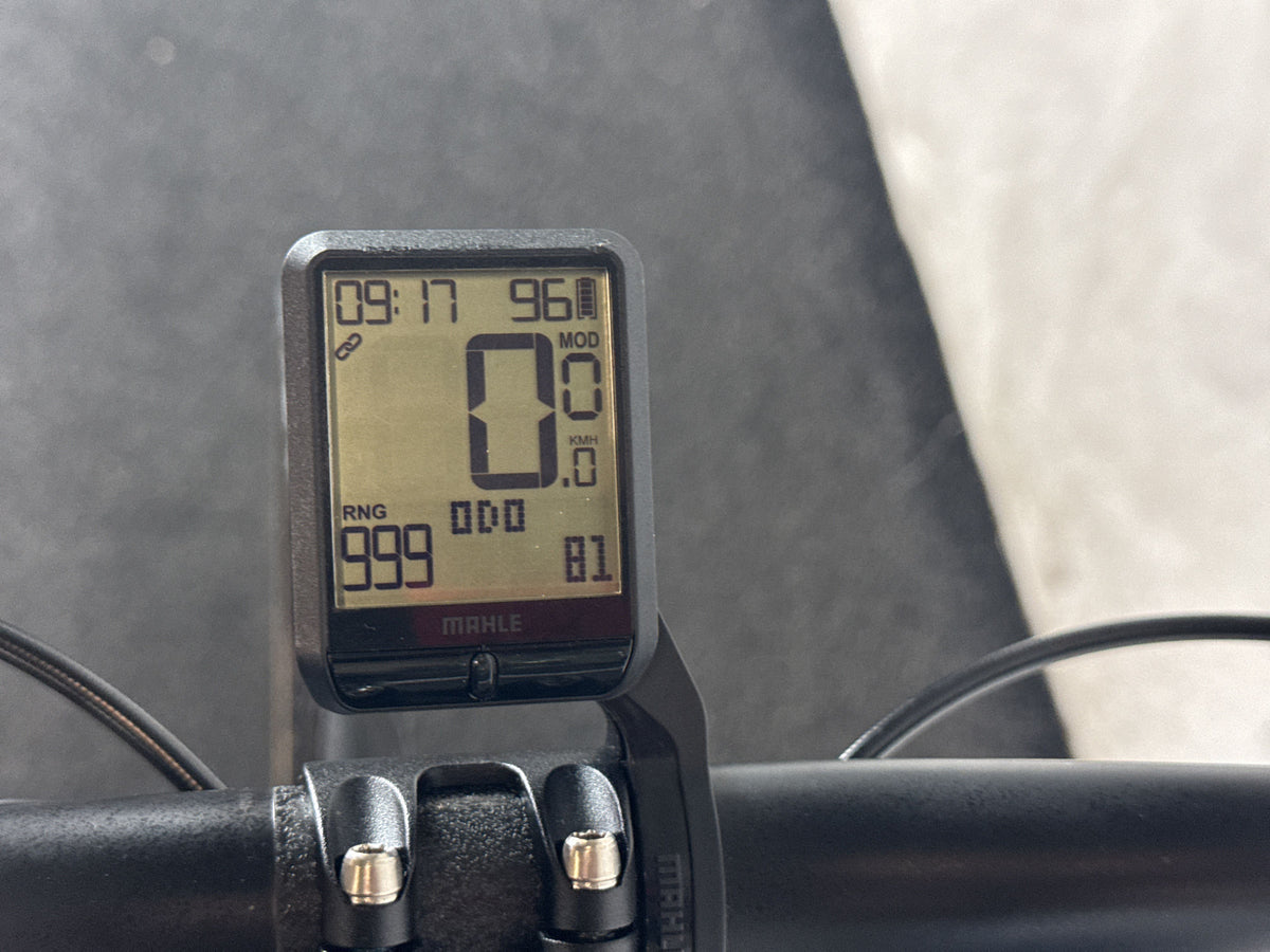 Simplon Inissio Pmax gebraucht – Display