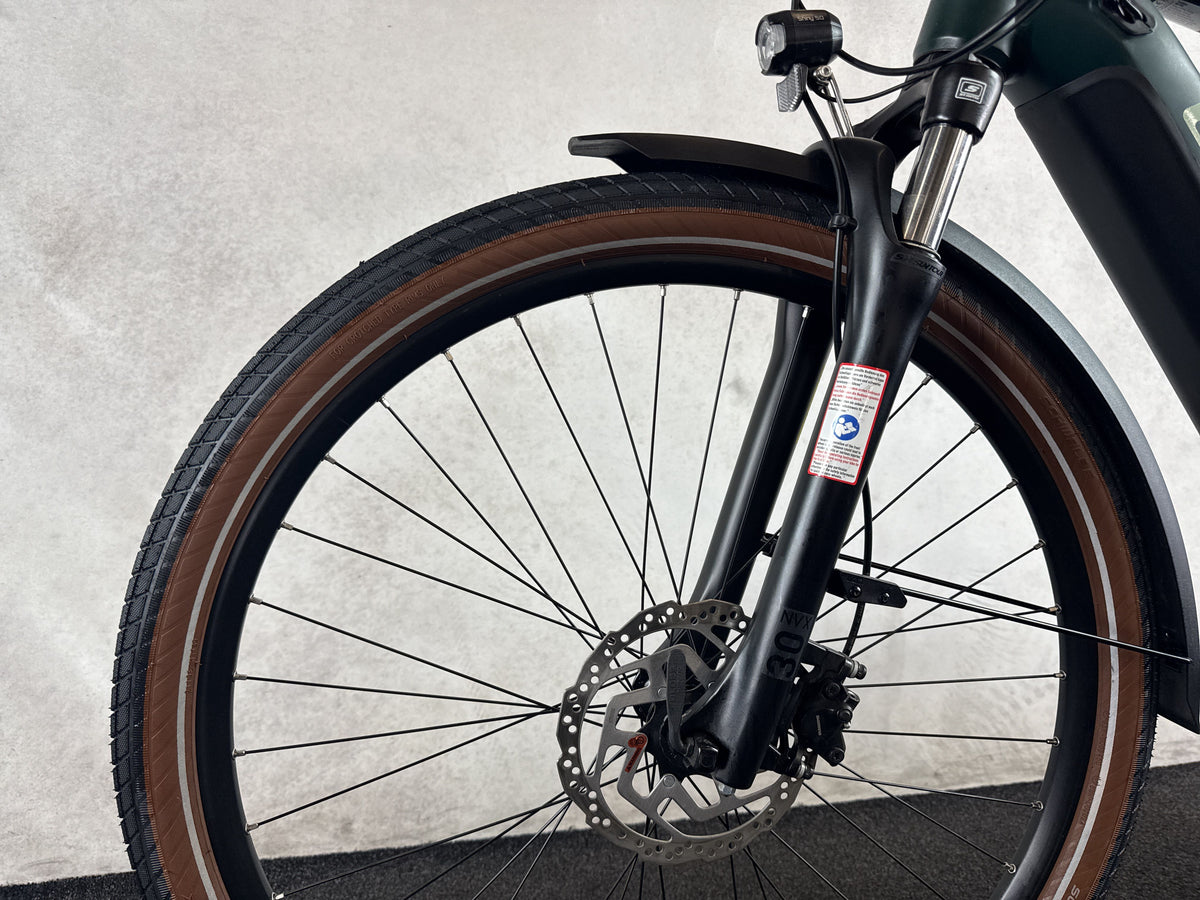 CUBE Touring Hybrid ONE 625 gebraucht – Vorderrad und Gabel