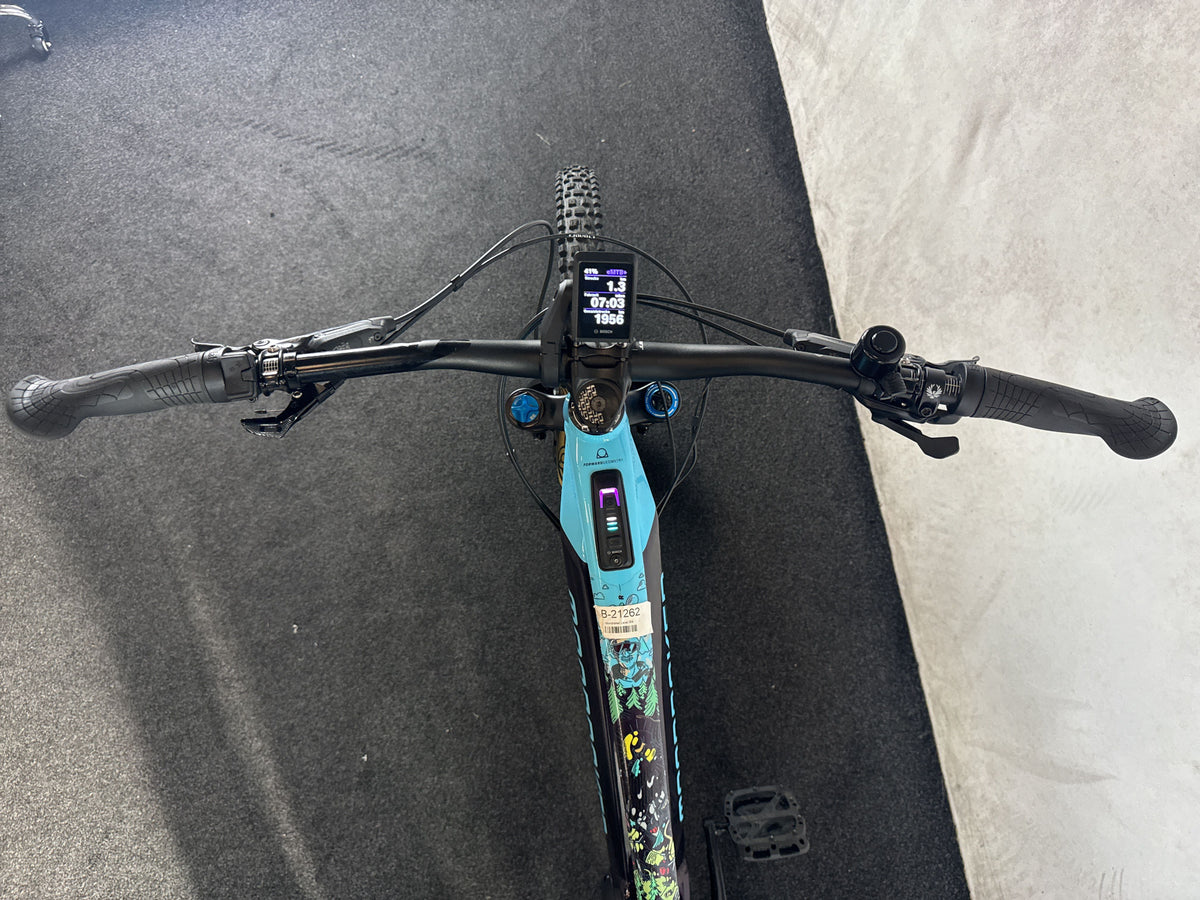 Mondraker Level RR gebraucht – Cockpit aus Fahrersicht