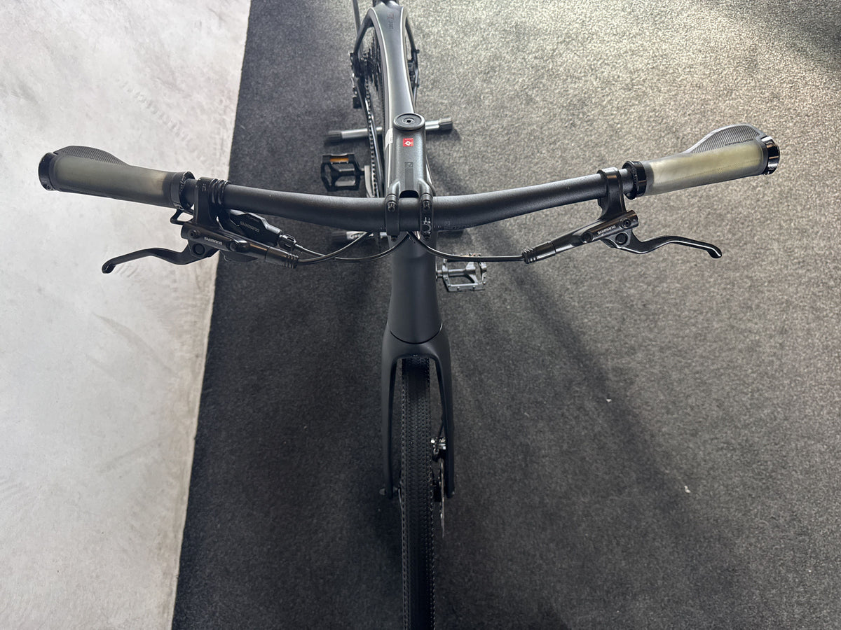 Trek FX Sport 5 gebraucht – Cockpit von vorne