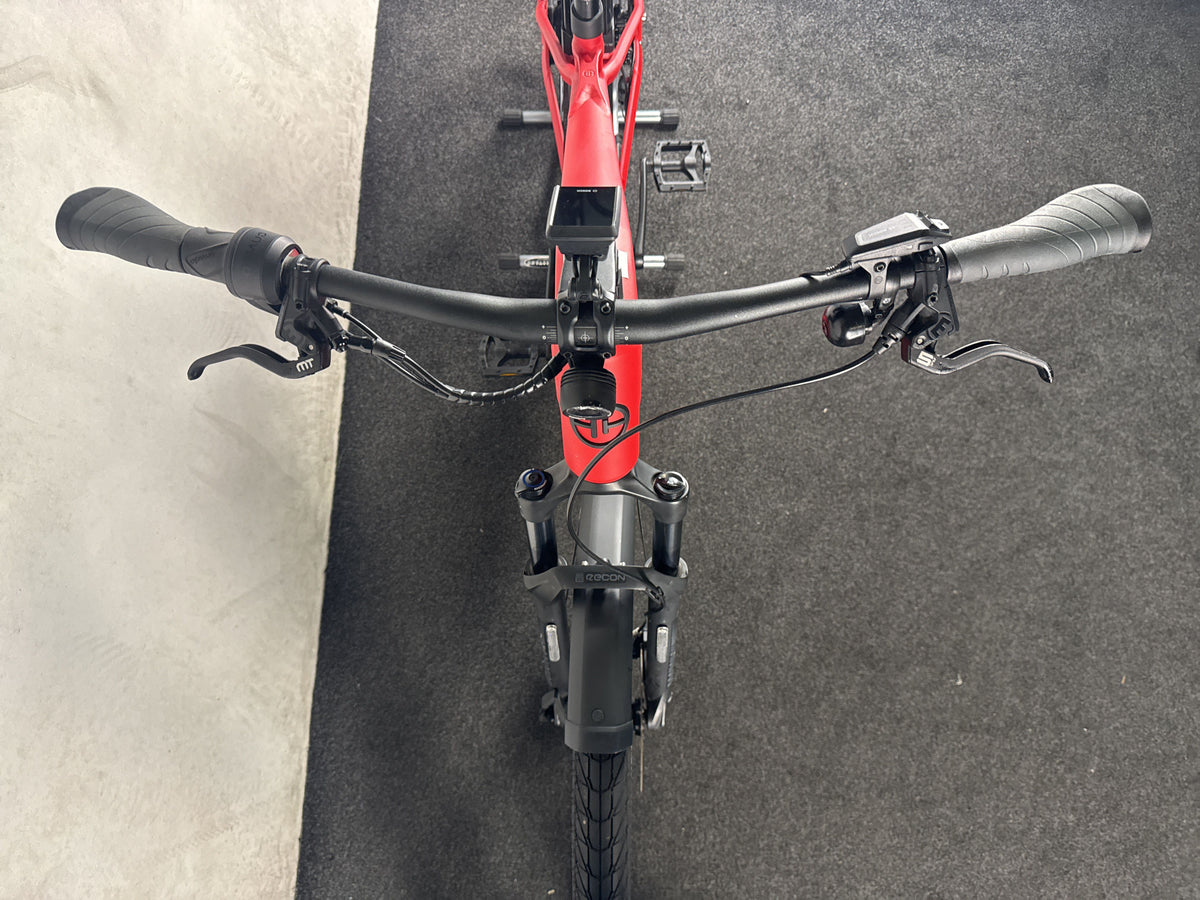 HNF Nicolai XD4 Adventure gebraucht – Cockpit von vorne