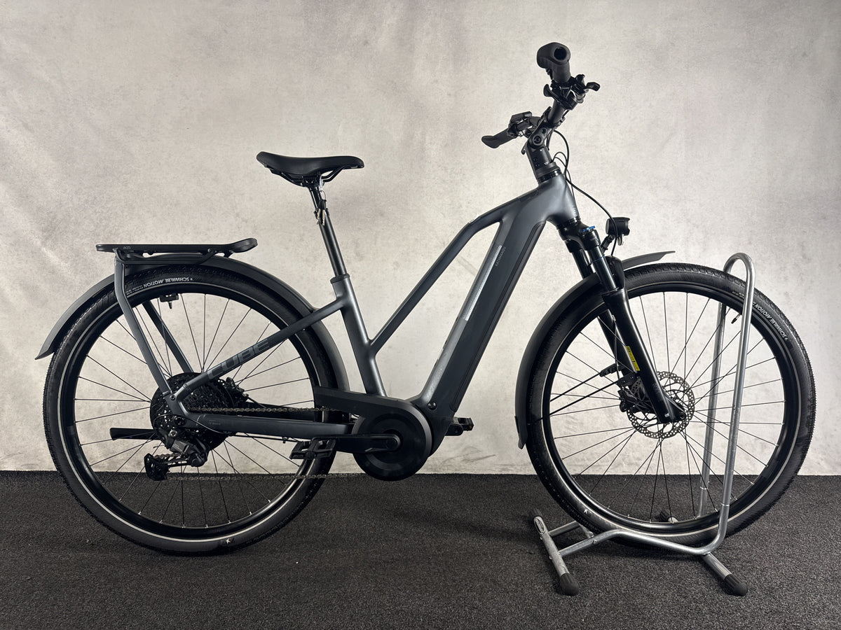 Cube Kathmandu Hybrid ONE 800 gebraucht – Seitenansicht rechts