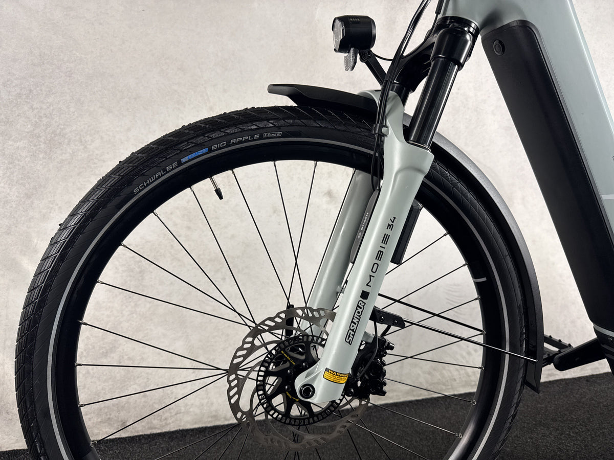 CUBE Kathmandu Hybrid EX 800 gebraucht – Vorderrad und Gabel