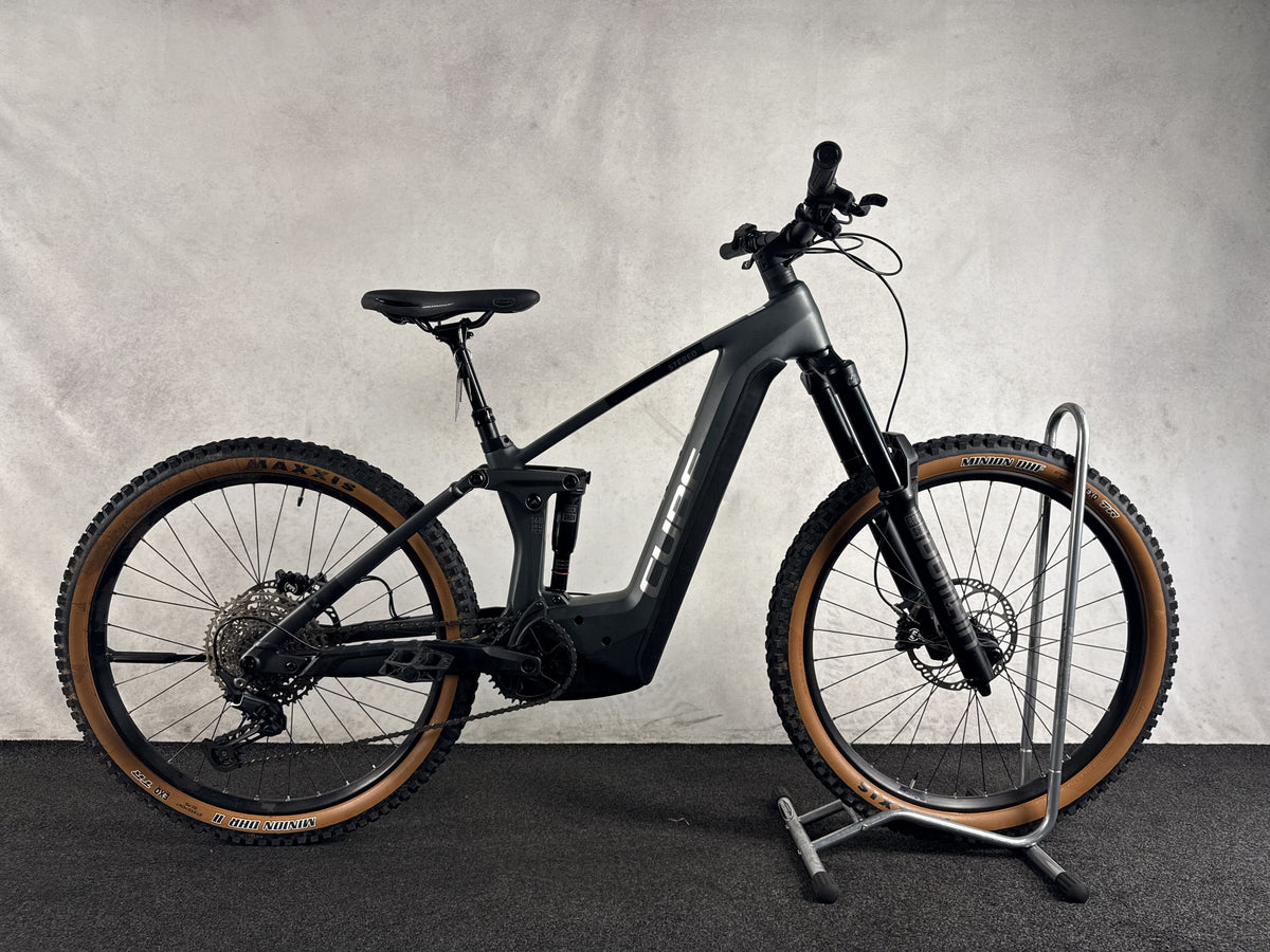 CUBE Stereo Hybrid 160 HPC Race 625 27.5 gebraucht – Seitenansicht rechts