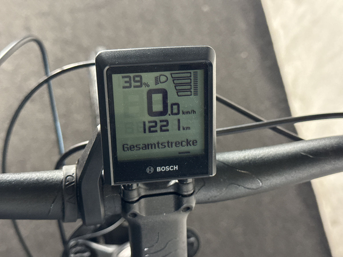 CUBE Touring Hybrid Pro 625 gebraucht – Display