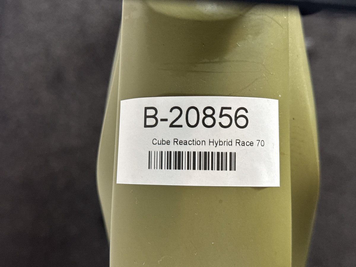 CUBE Reaction Hybrid Race 750 gebraucht – Rahmennummer-Etikett