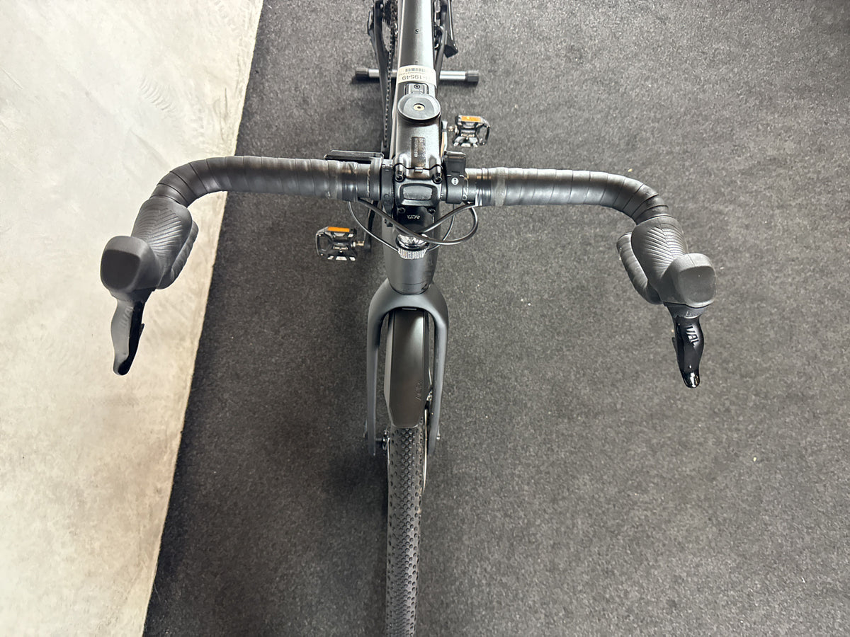 Cube Nuroad Hybrid C:62 SLX FE 400X gebraucht – Cockpit von vorne