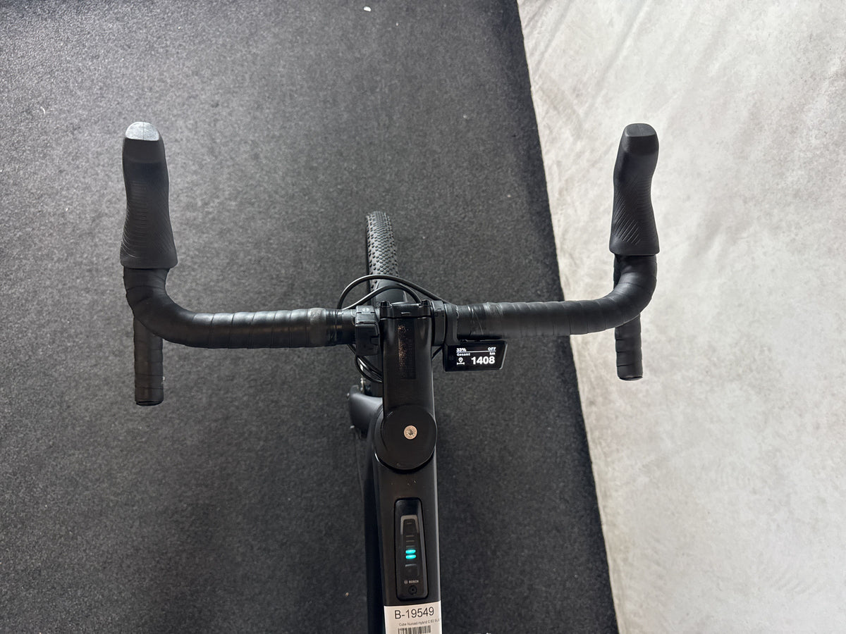 Cube Nuroad Hybrid C:62 SLX FE 400X gebraucht – Cockpit aus Fahrersicht