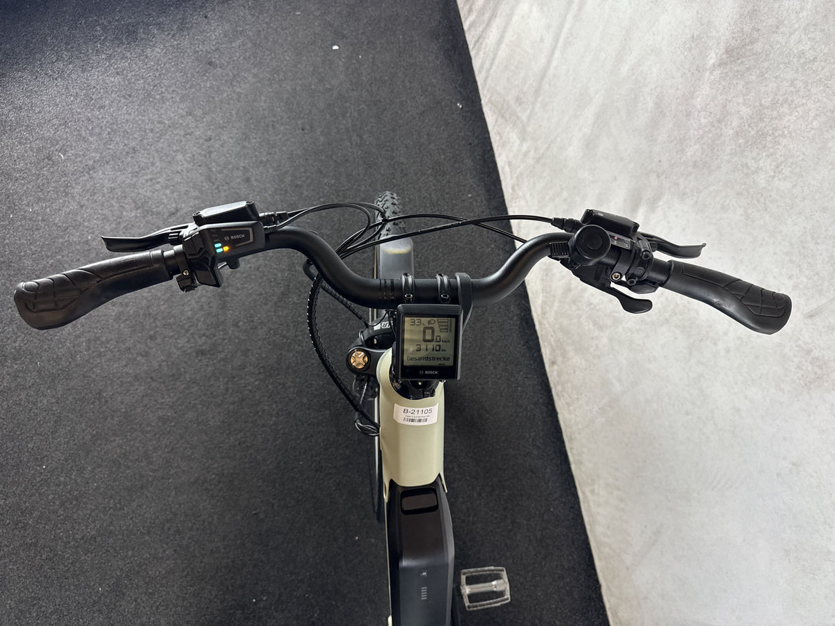 Falter E 9.8 KS Plus gebraucht – Cockpit aus Fahrersicht
