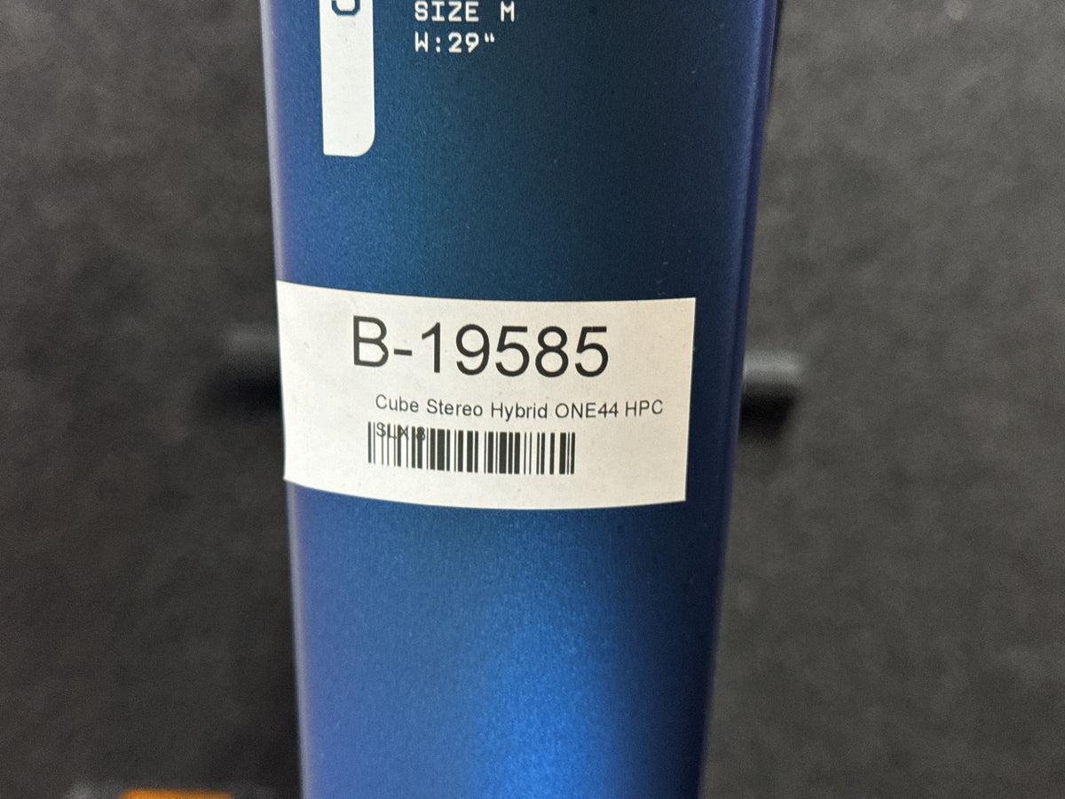 CUBE Stereo Hybrid ONE44 HPC SLX 800 gebraucht – Rahmennummer-Etikett