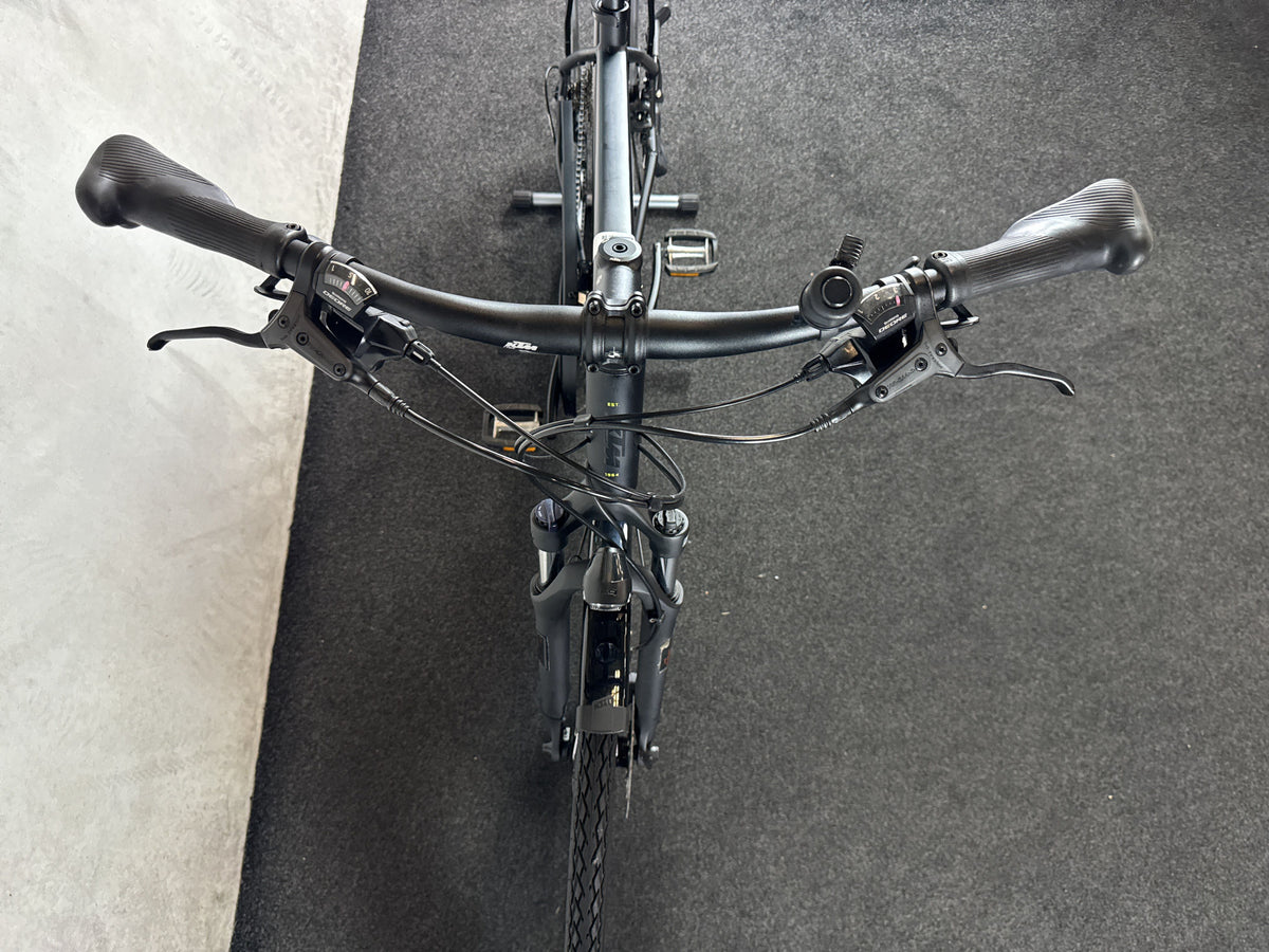 KTM Valencia Street gebraucht – Cockpit von vorne