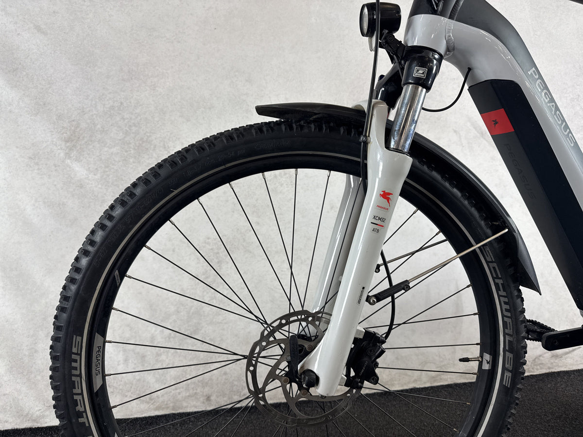Pegasus Premio Evo 12 Lite Cross gebraucht – Vorderrad und Gabel