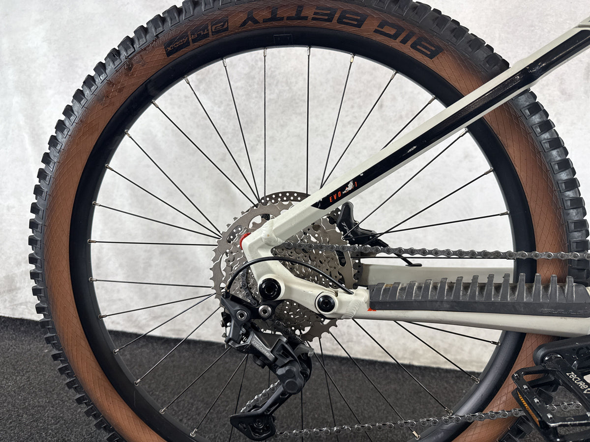 Bulls Sonic EVO AM 1 gebraucht – Hinterradnabe und Schaltung