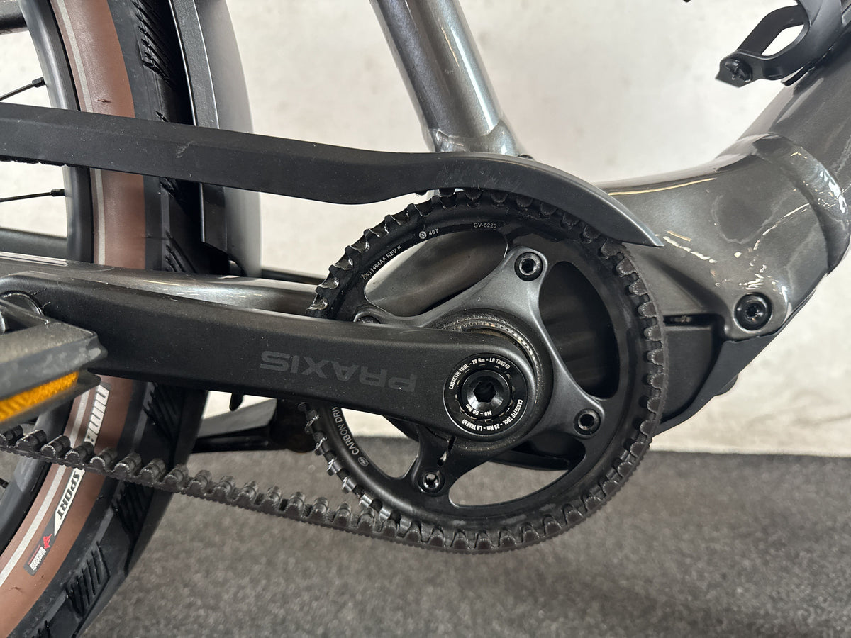 Specialized Turbo Como gebraucht – Motor von rechts