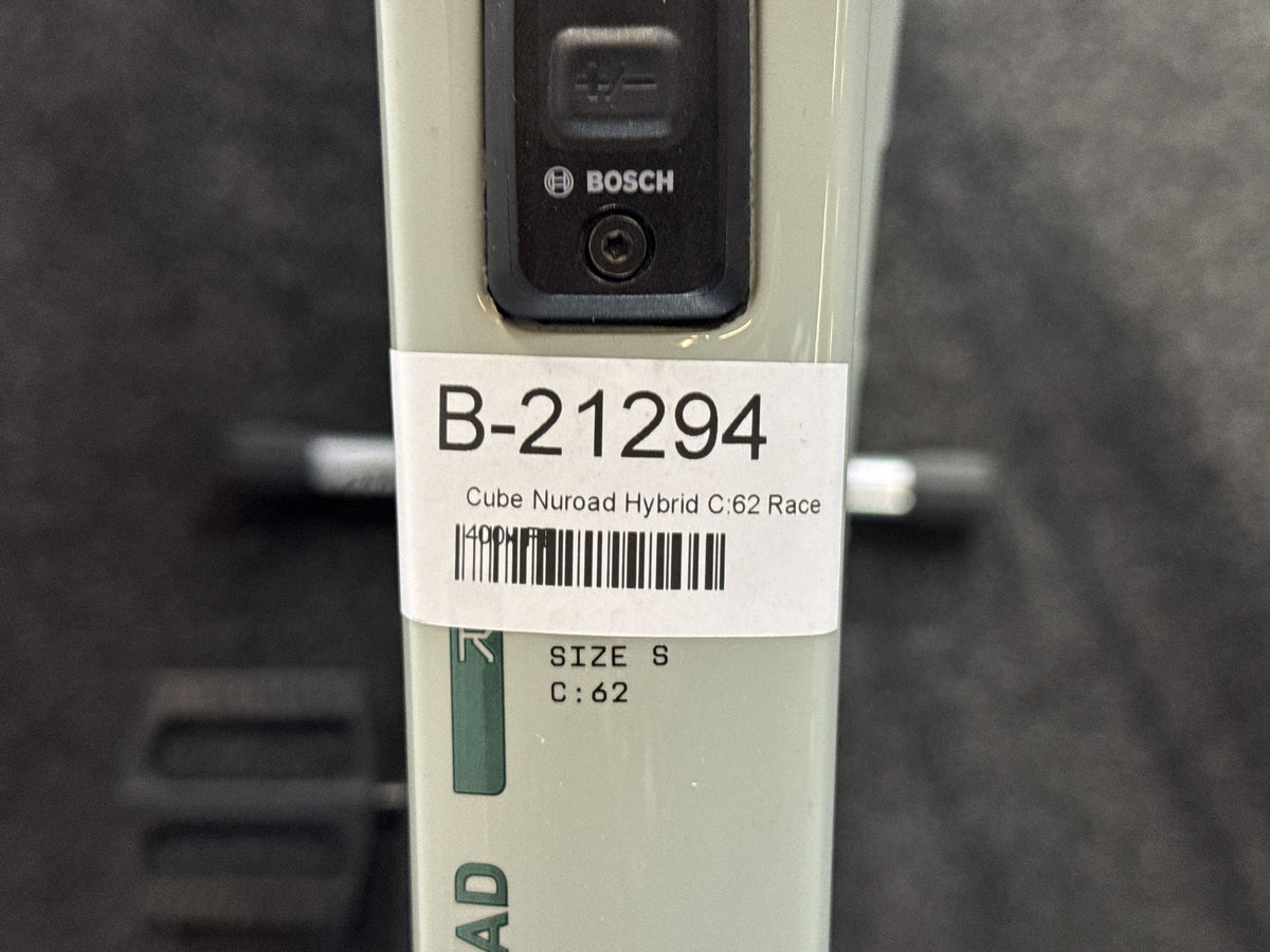 CUBE Nuroad Hybrid C:62 Race 400x FE gebraucht – Rahmennummer-Etikett