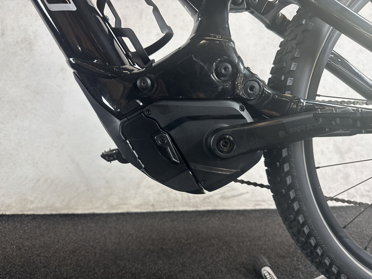 Specialized Turbo Levo Comp Alloy gebraucht – Motor von links