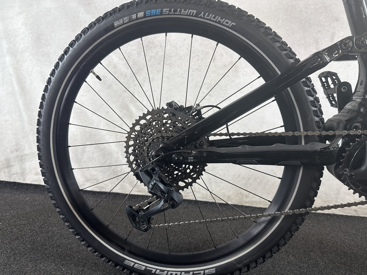 Specialized Turbo Levo Comp Alloy gebraucht – Hinterradnabe und Schaltung