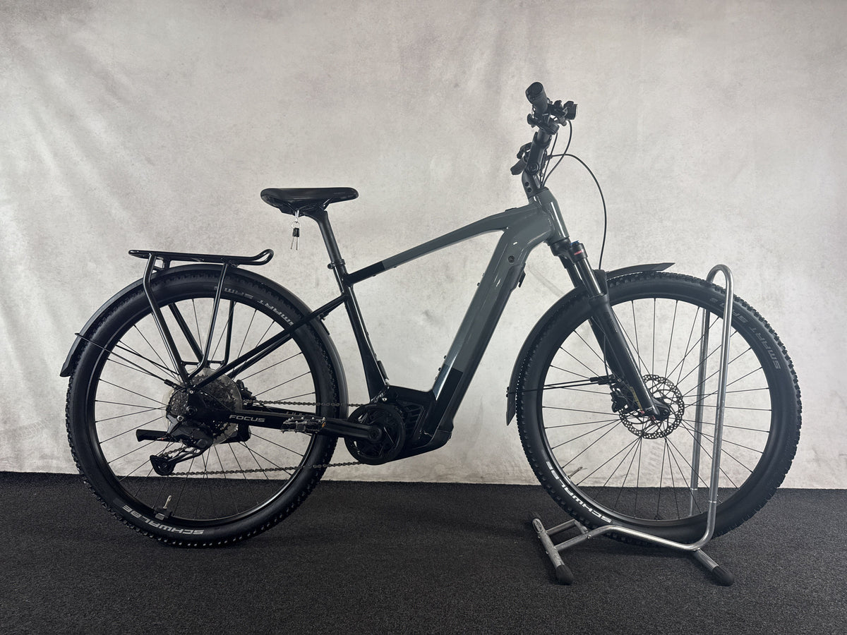 Focus Aventura² 6.8 gebraucht – Seitenansicht rechts