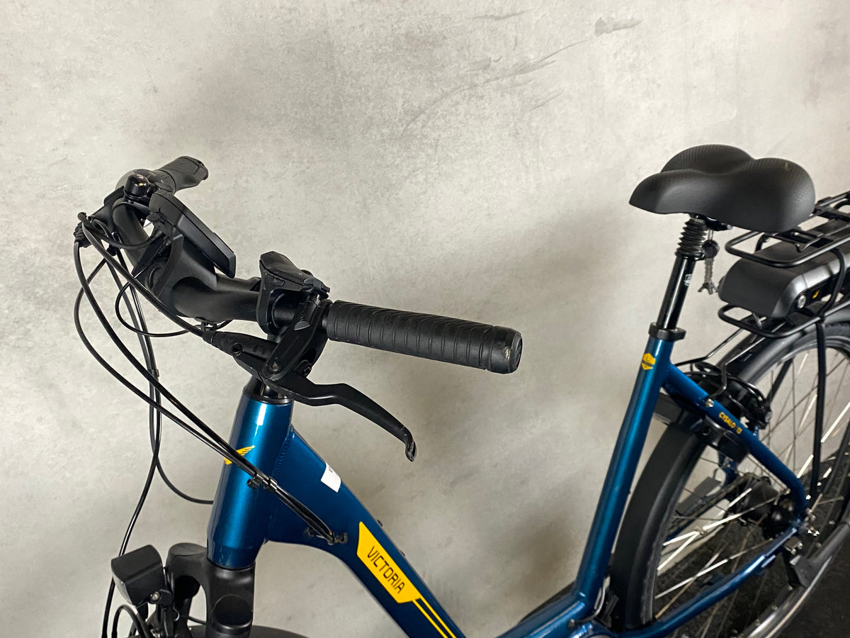 1982 KB