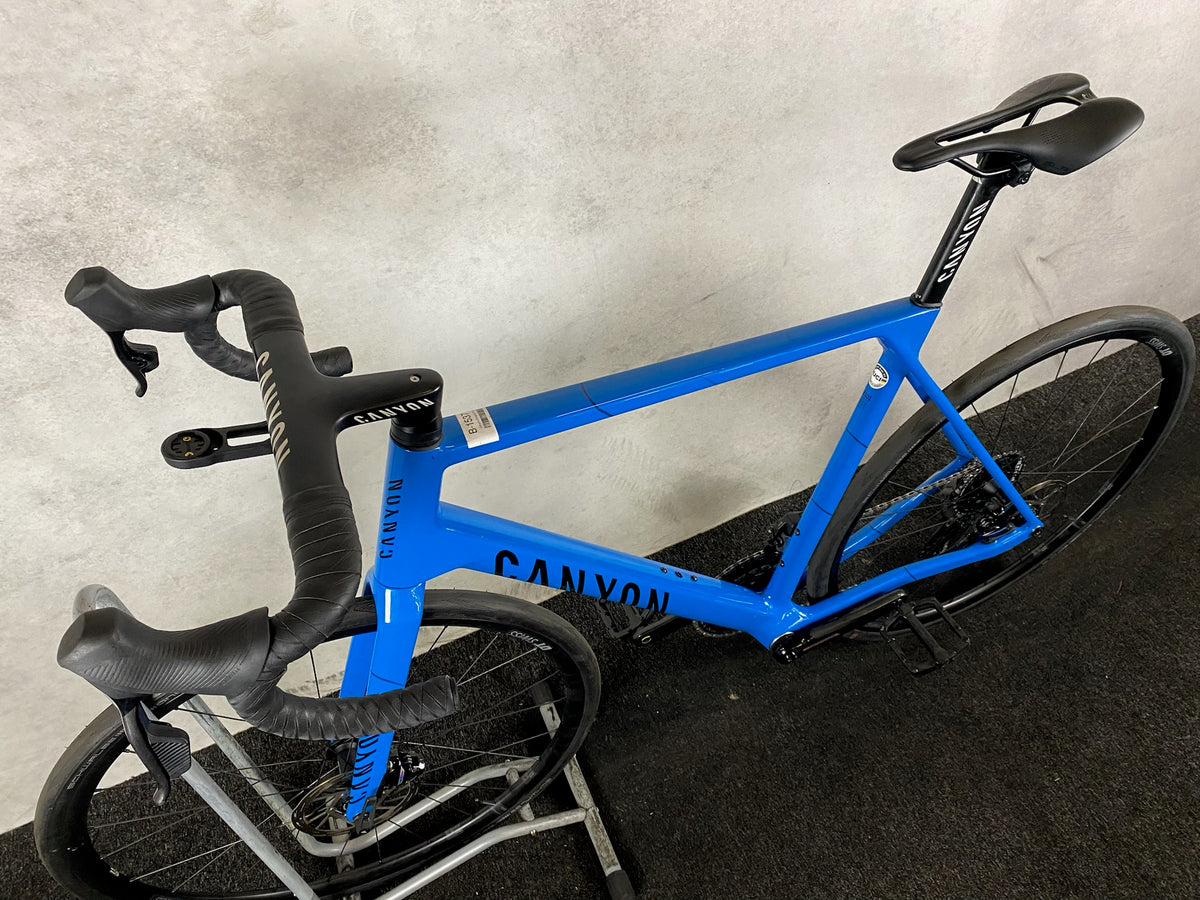 Canyon Ultimate CF SL 8 AXS Movistar
