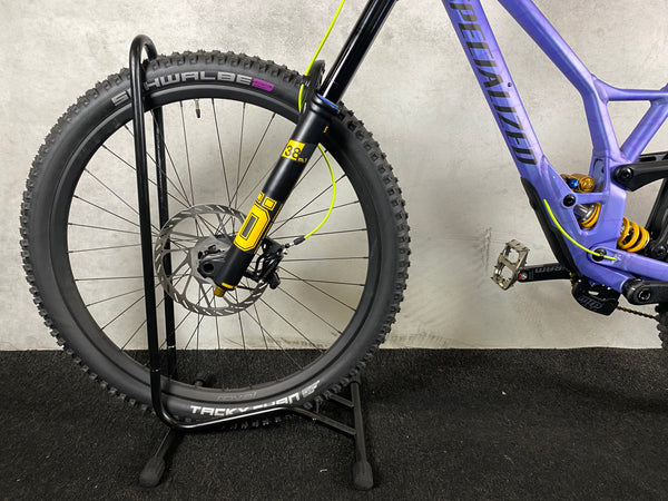 Specialized  Demo Race