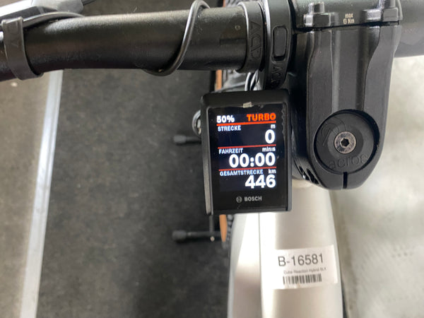Cube Reaction Hybrid SLX 750