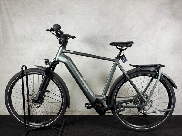 Cube Kathmandu Hybrid Pro 625