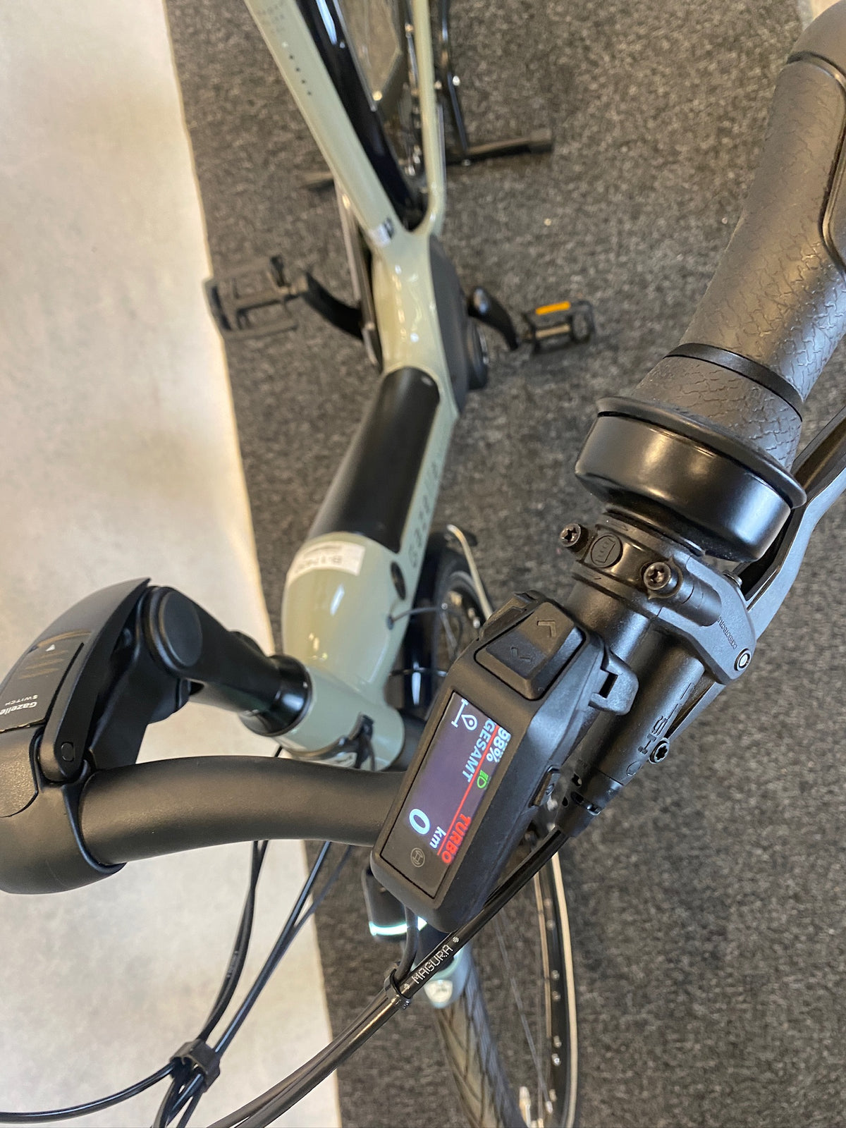 Gazelle ARROYO C7+ HMB Elite