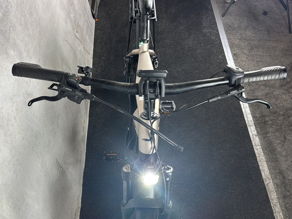 Victoria 12.8 eAdventure