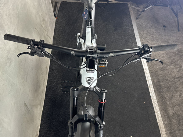 Centurion No Pogo R2700I EP 2