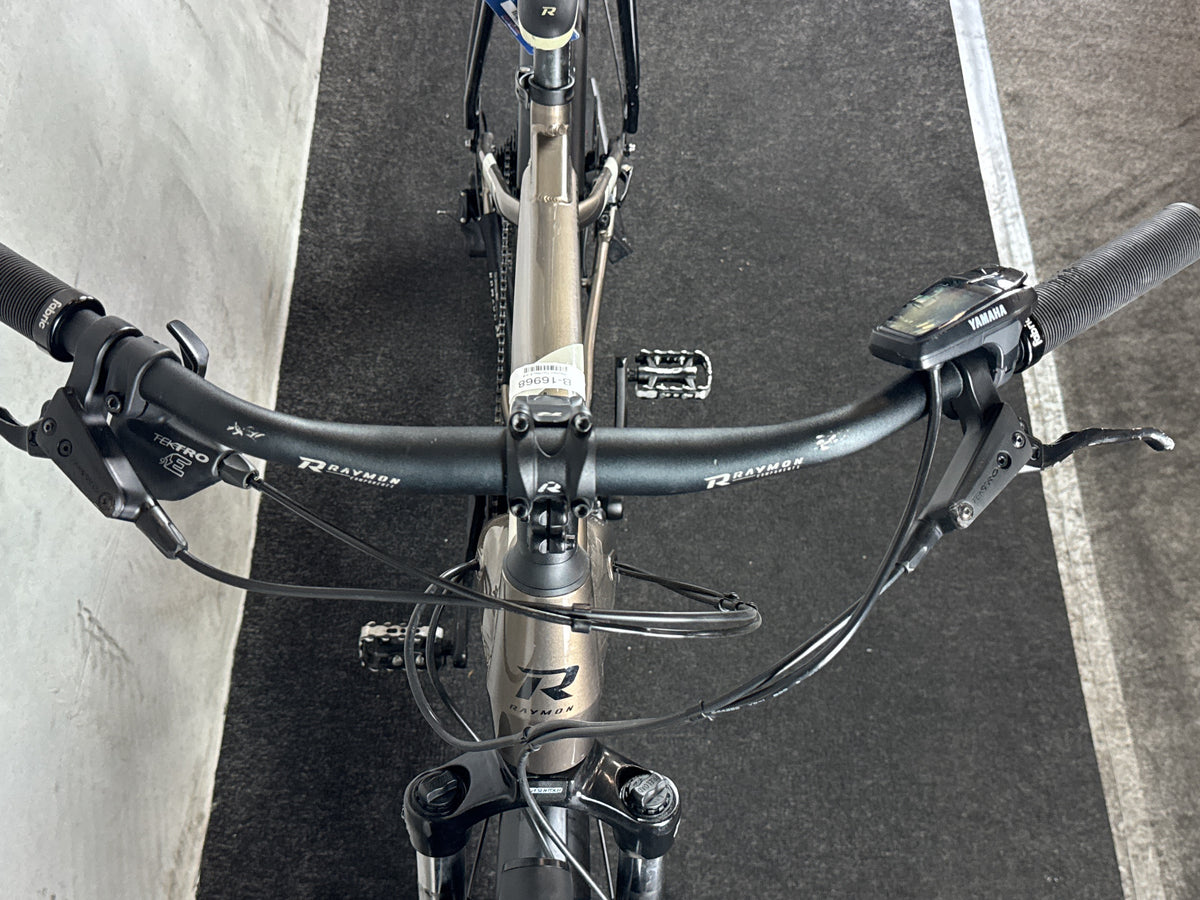 Bifoco — cockpit_von_vorne