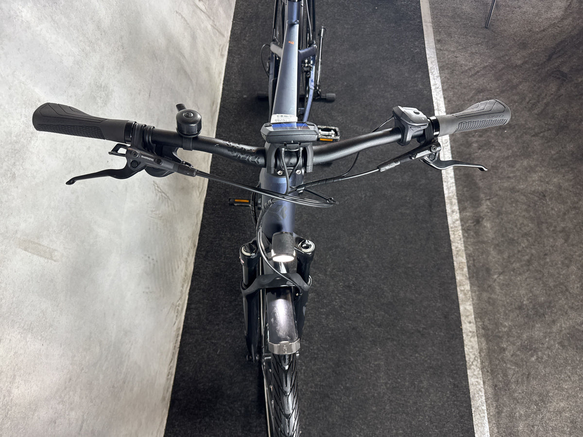 Bifoco — cockpit_von_vorne