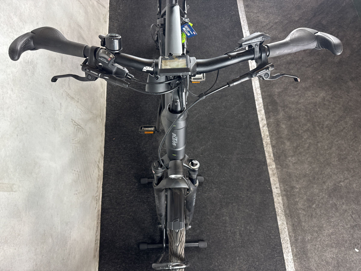 Bifoco — cockpit_von_vorne