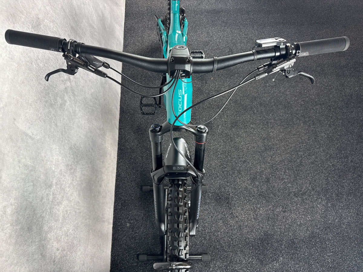Bifoco — cockpit_von_vorne
