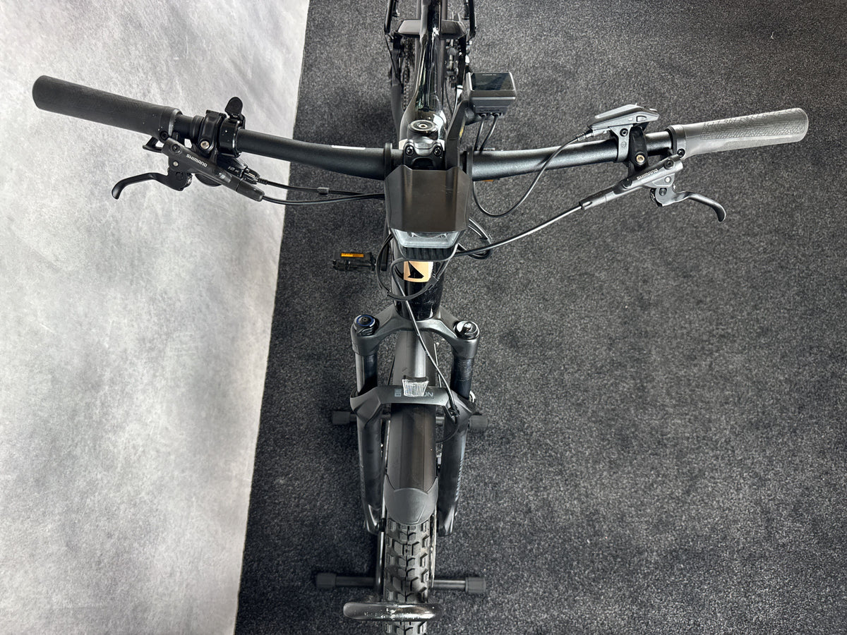 Bifoco — cockpit_von_vorne