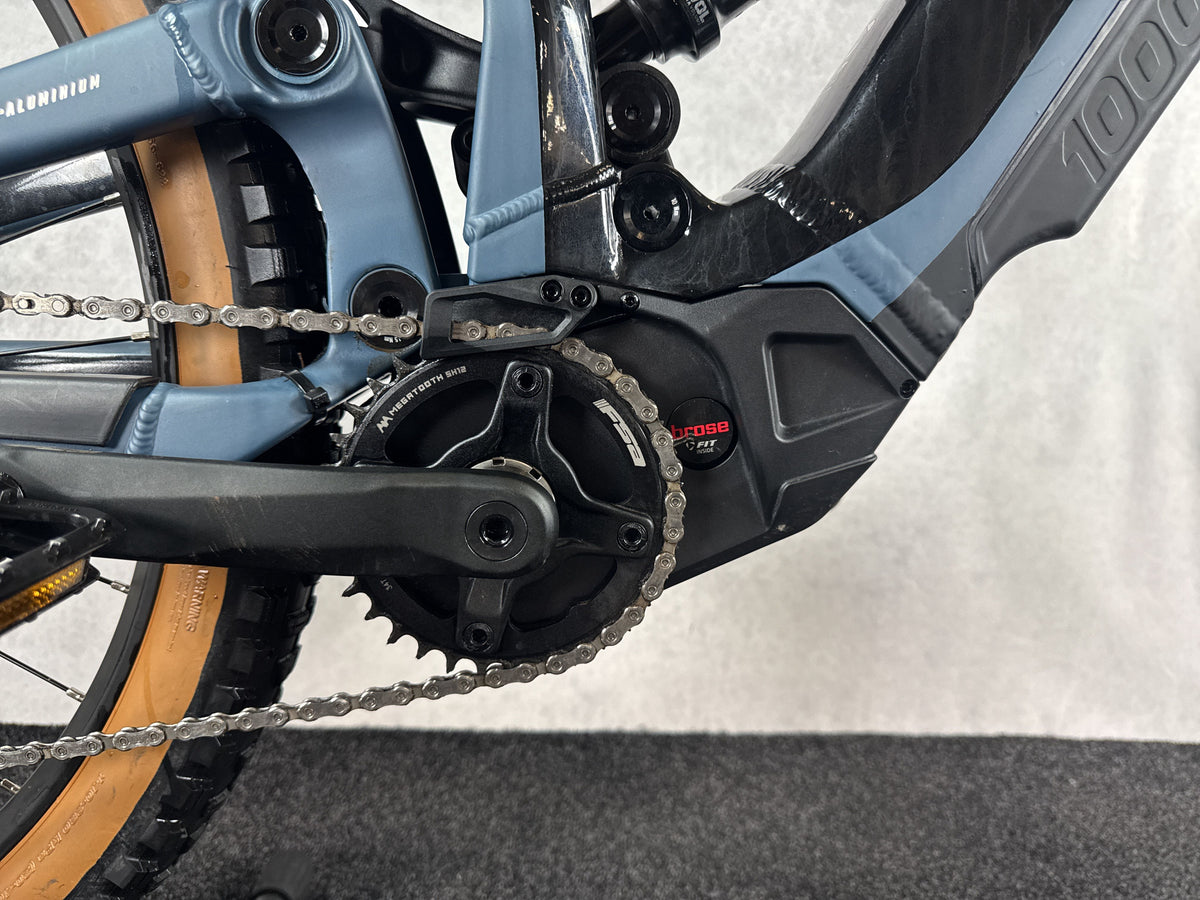 Bifoco — motor_rechts