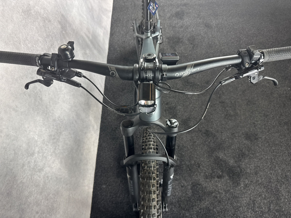 Bifoco — cockpit_von_vorne