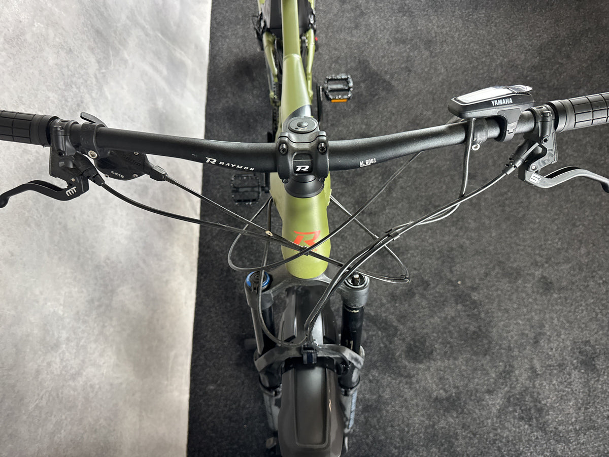 Bifoco — cockpit_von_vorne
