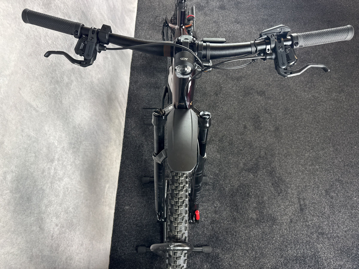 Bifoco — cockpit_von_vorne